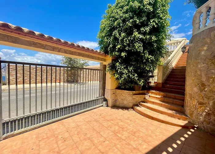 Villa Eye