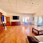 Villa Eye