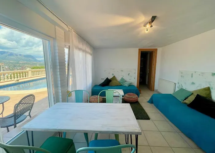 Eye Villa